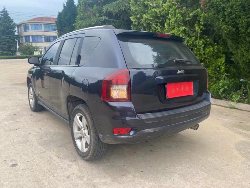 煙臺13年Jeep指南者8