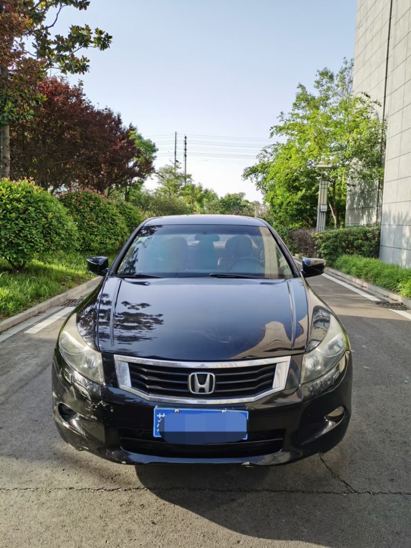 徐州09年本田雅阁1