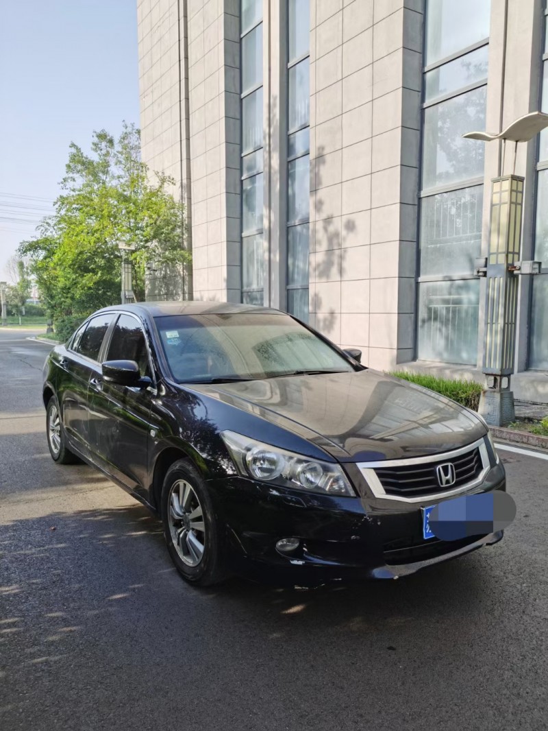 徐州09年本田雅阁3