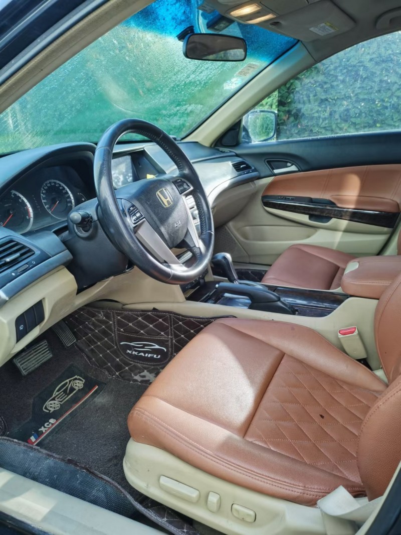 徐州09年本田雅阁6