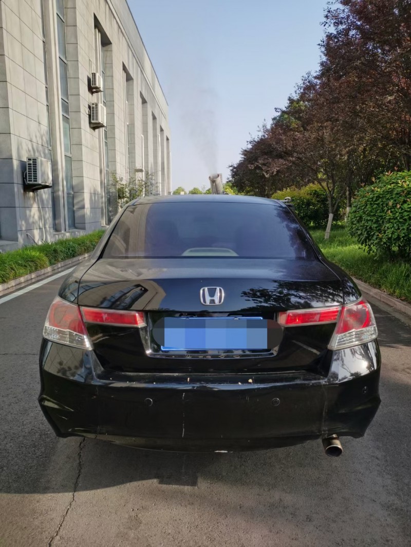 徐州09年本田雅阁9