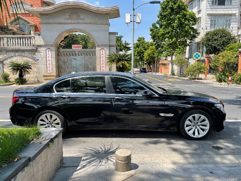 佛山14年宝马7系7