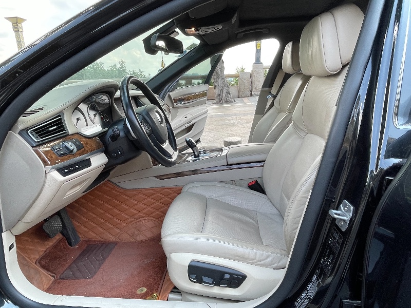 佛山14年宝马7系3