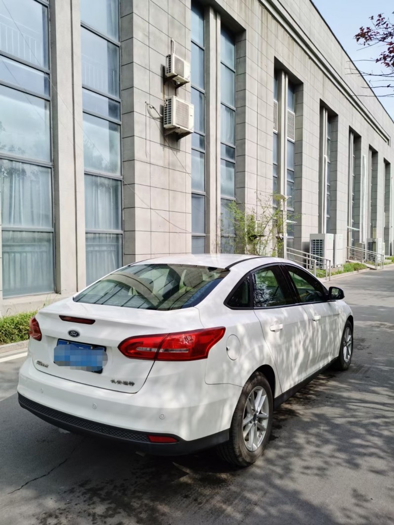 徐州16年福特福克斯2