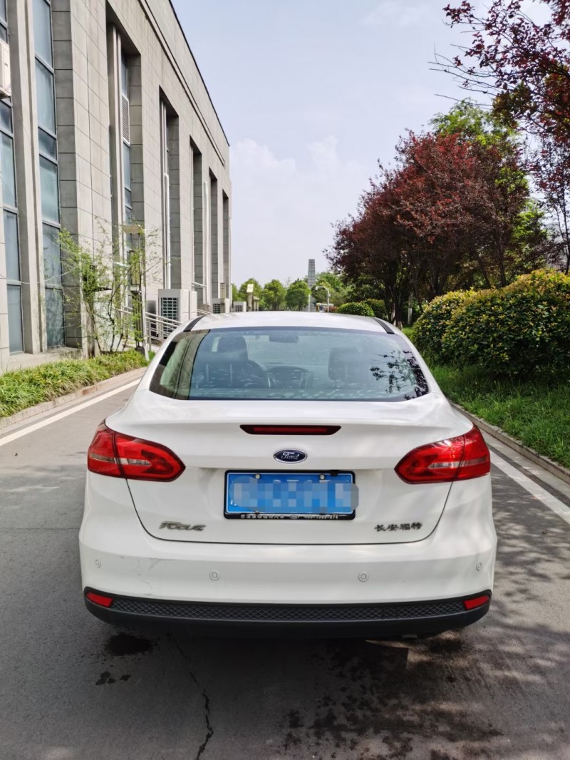 徐州16年福特福克斯1