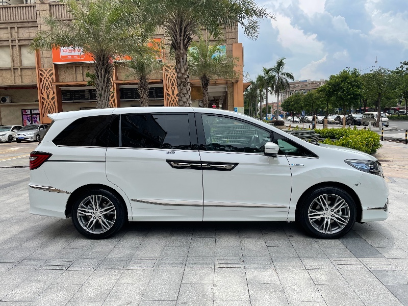 佛山21年本田艾力绅7