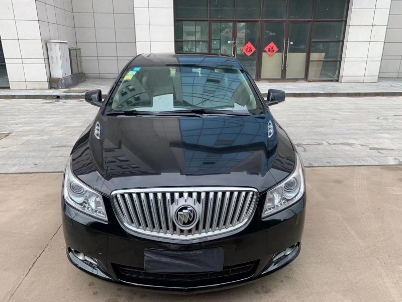 青岛13年别克君越1