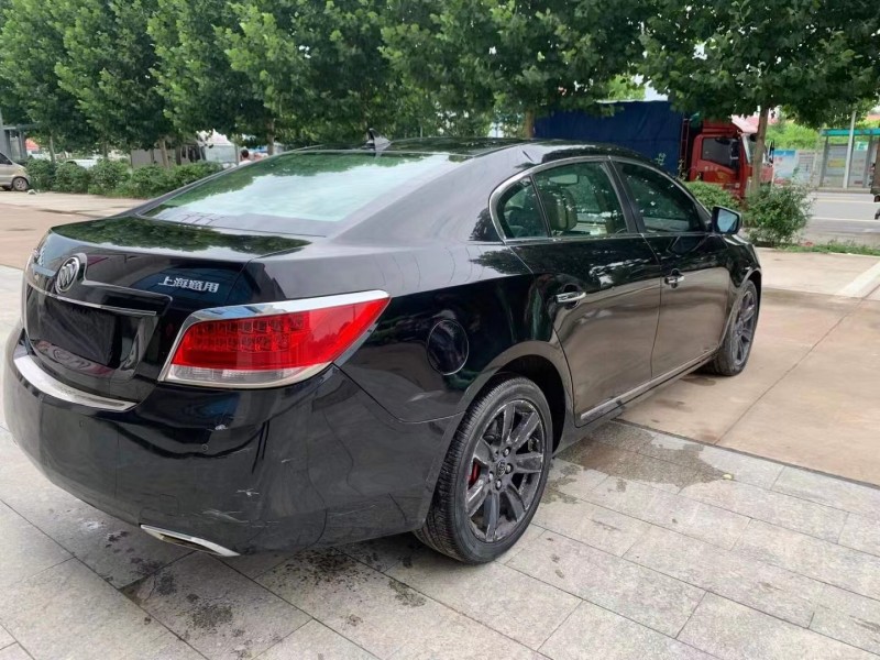 青岛13年别克君越5