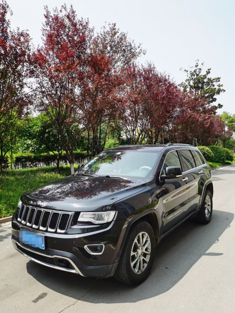 徐州14年Jeep大切諾基2