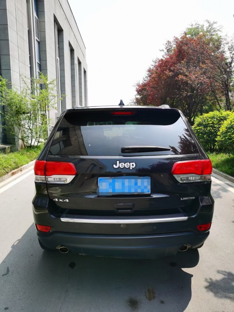 徐州14年Jeep大切諾基9