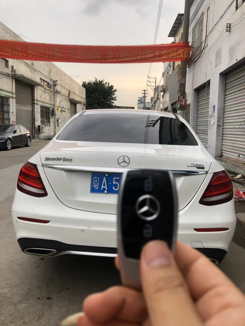 广州19年奔驰E4