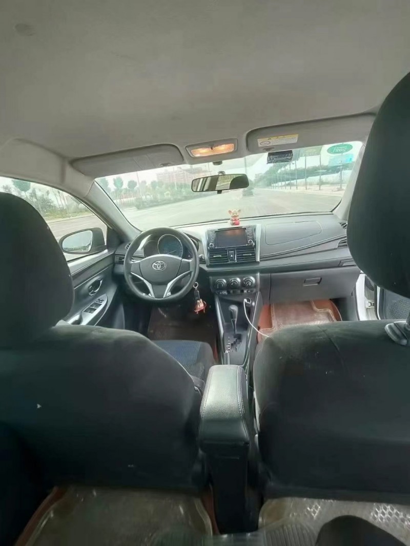 運城15年豐田YARiS L 致炫8