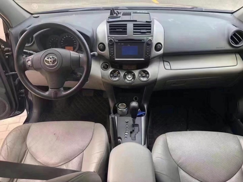 朔州09年豐田RAV44
