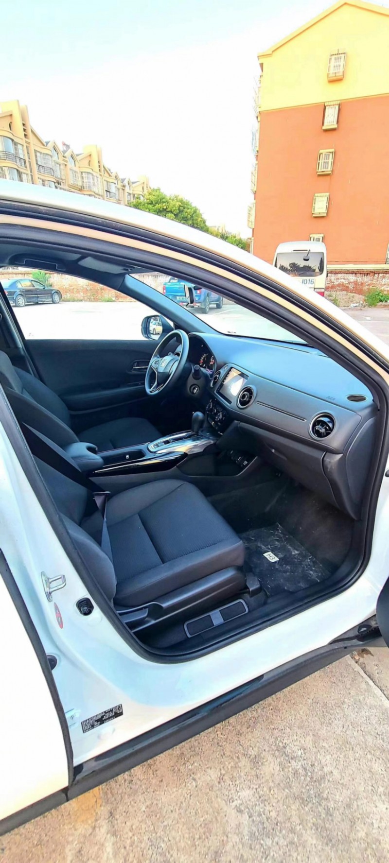 臨汾17年豐田YARiS L 致炫8