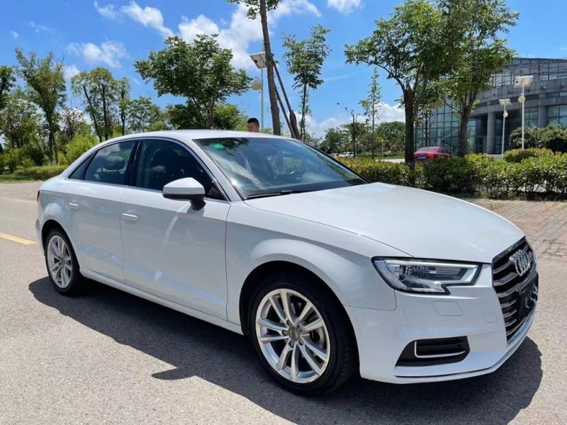 盐城19年奥迪A33