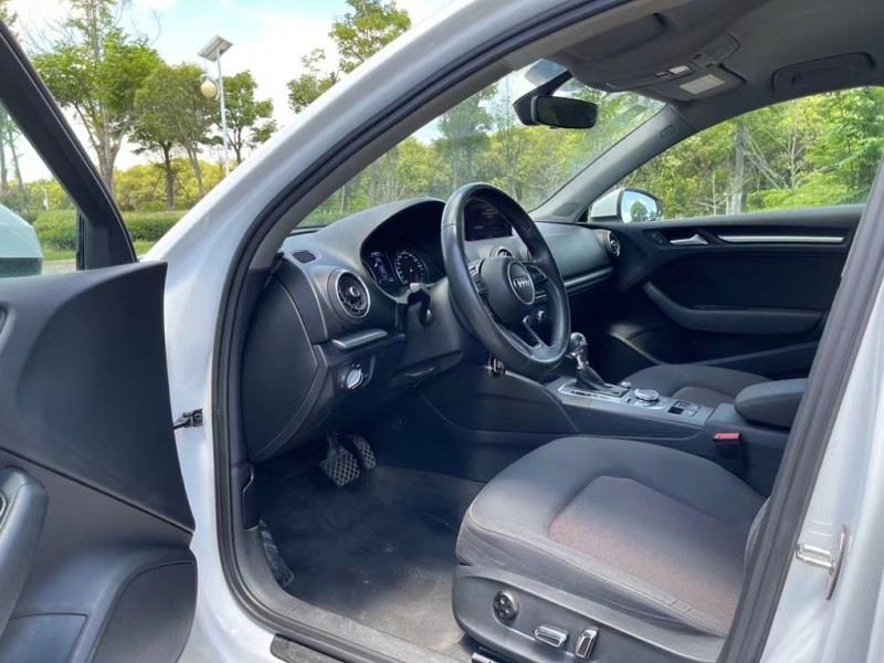 盐城19年奥迪A38