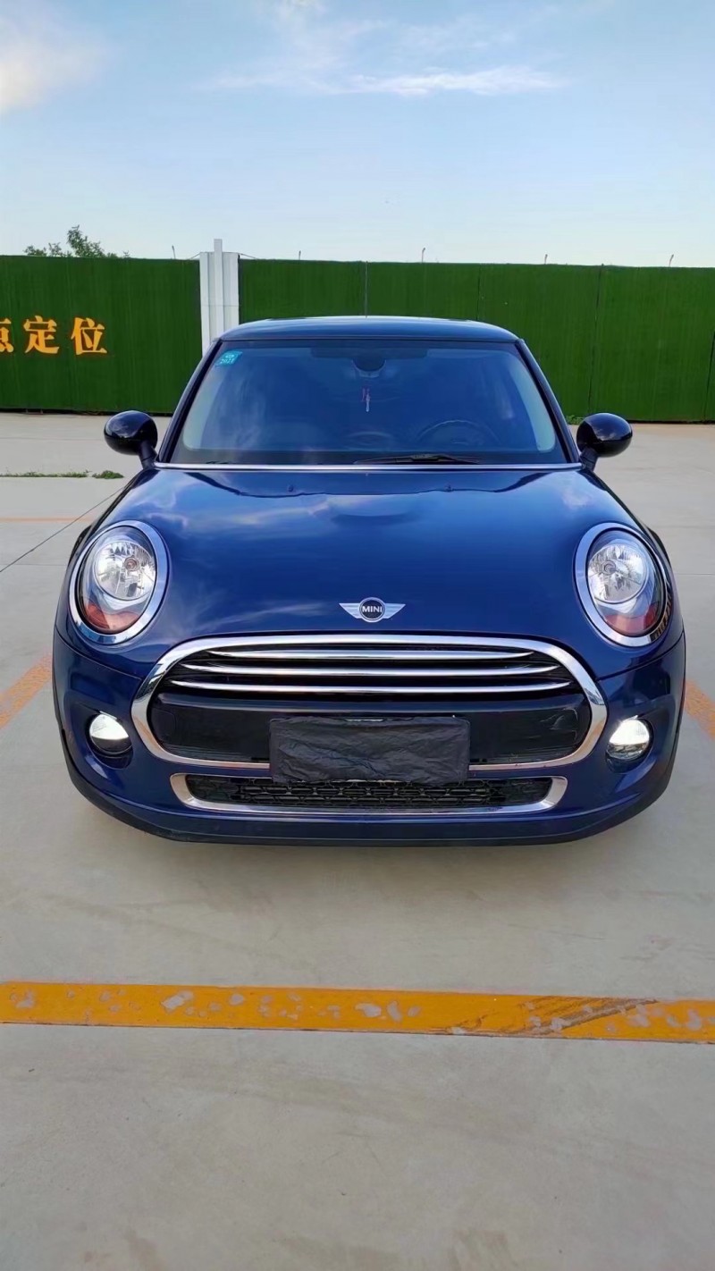 保定15年寶馬MINI1