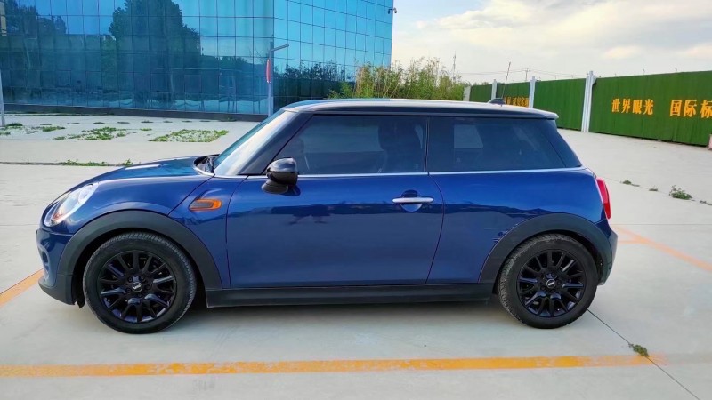 保定15年寶馬MINI7