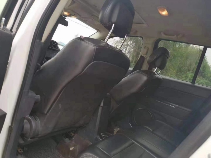 淄博12年Jeep指南者4
