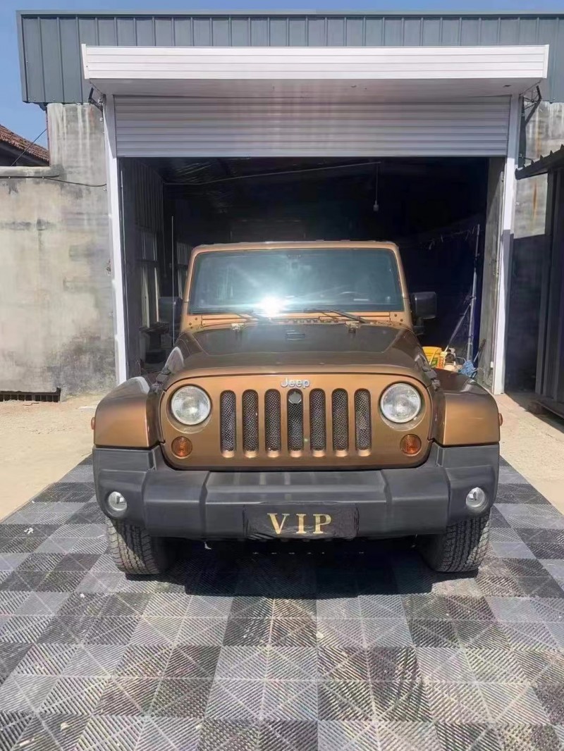 濰坊12年Jeep牧馬人1
