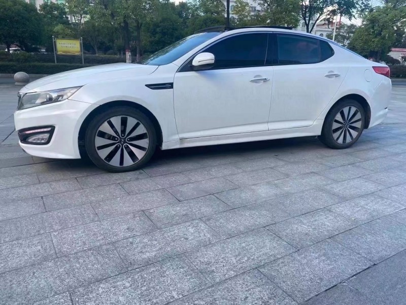 上饒13年起亞K52
