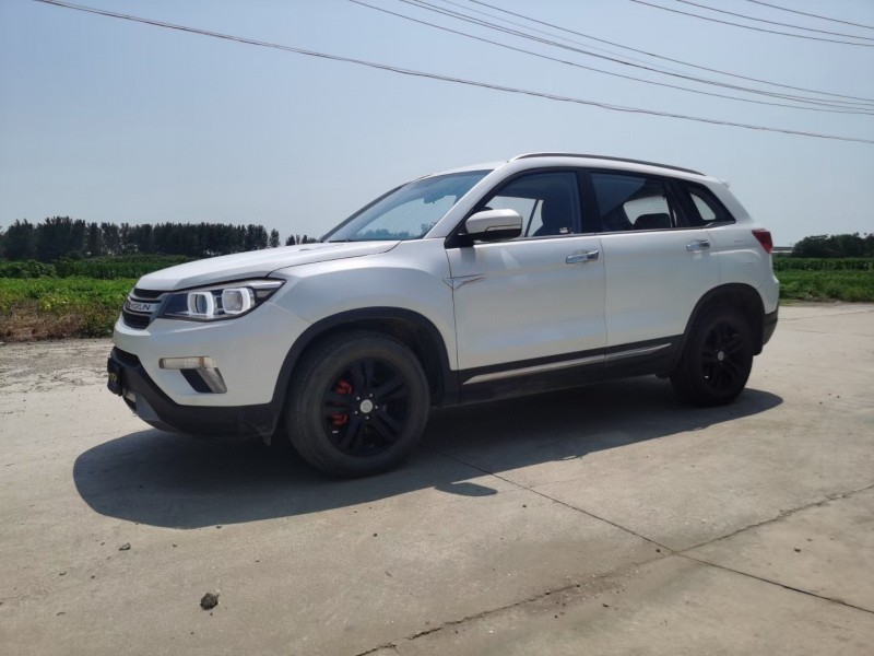 蚌埠16年長安汽車CS753