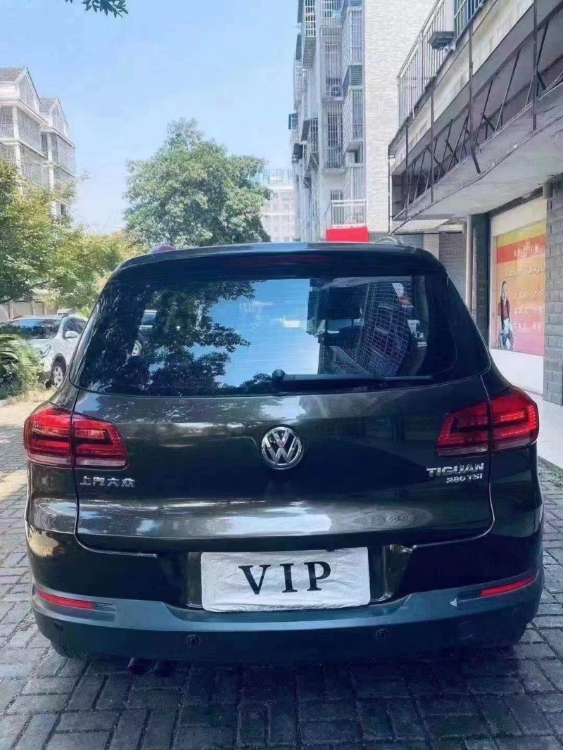 益阳18年大众途观8