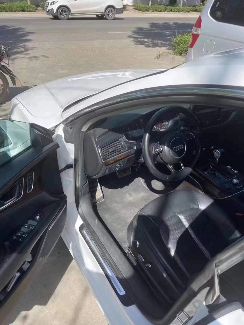 济宁14年奥迪A75