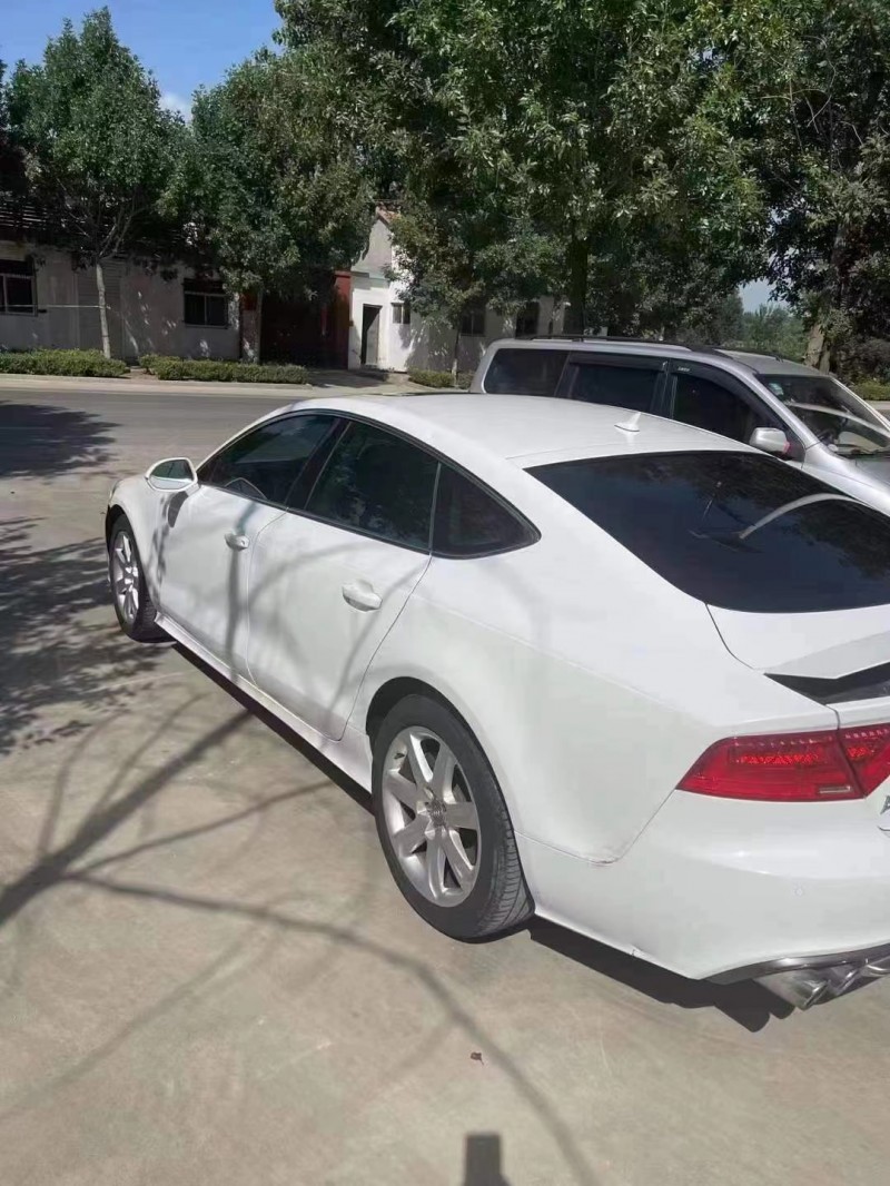 济宁14年奥迪A77