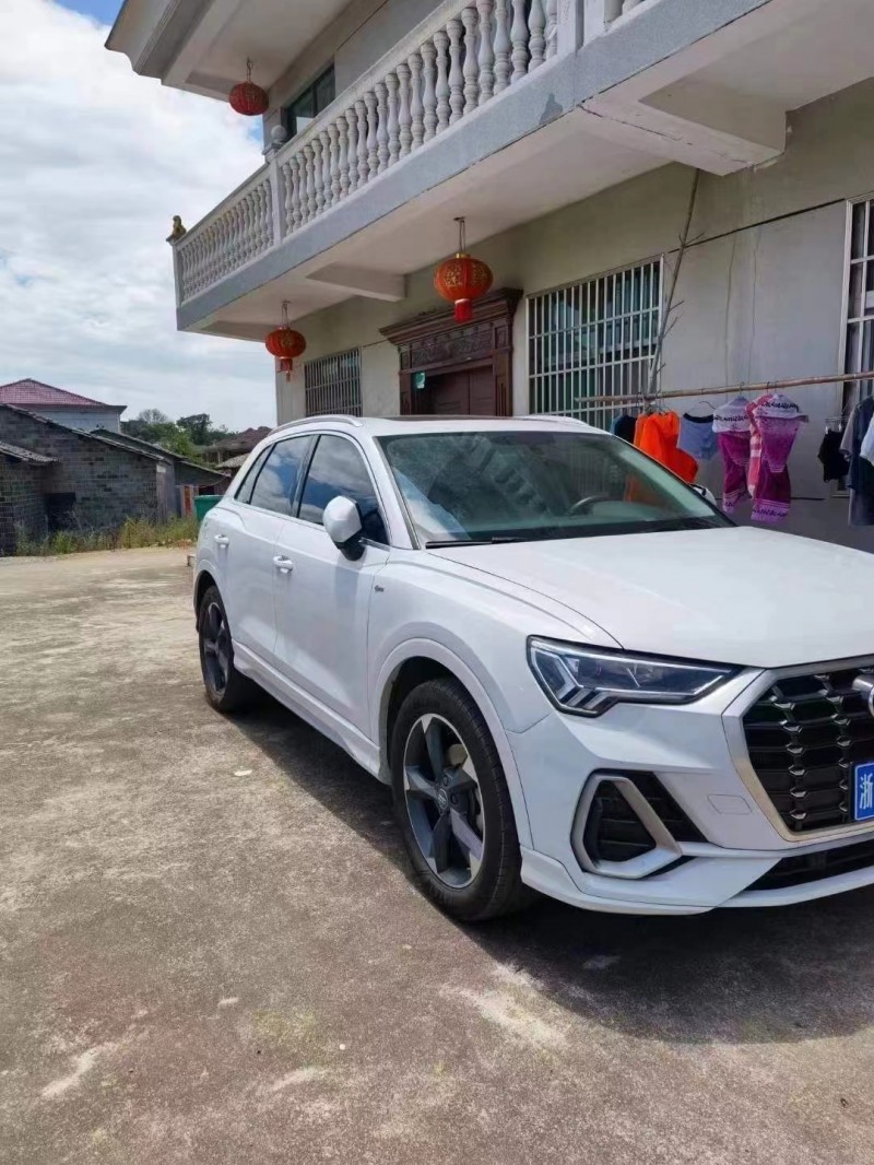 上饒20年奧迪Q38