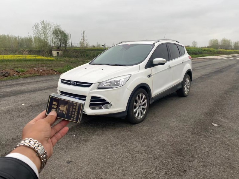 武汉14年福特翼虎3