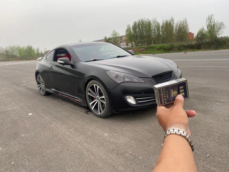 武汉11年现代劳恩斯酷派2