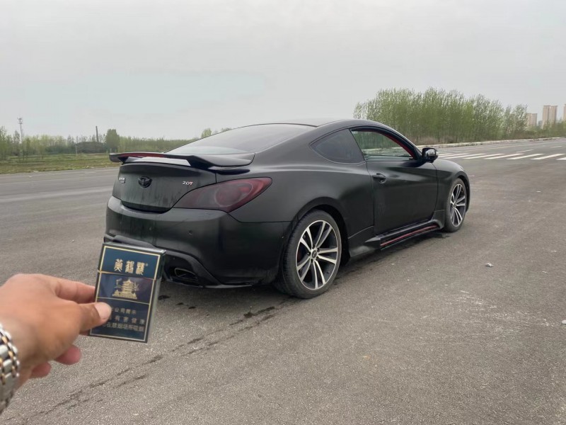 武汉11年现代劳恩斯酷派6