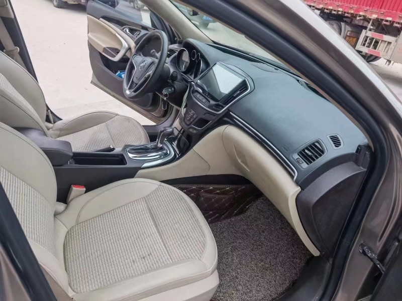 徐州17年别克君威4