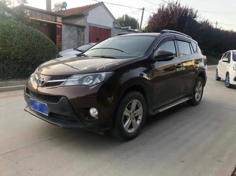 東營14年豐田RAV4榮放2