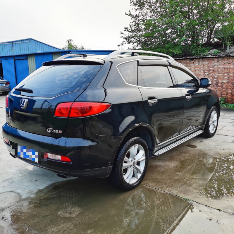 天津12年納智捷大7 SUV6
