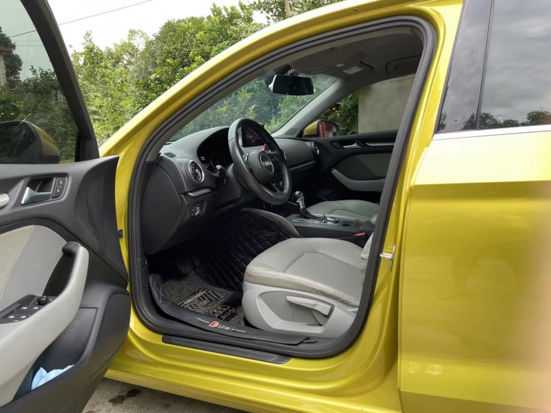 成都18年奥迪A34