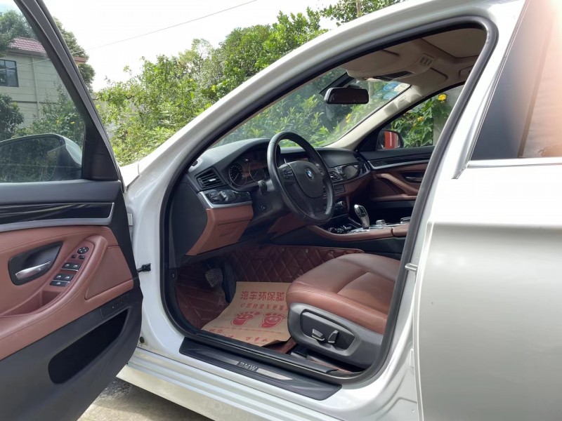 成都15年宝马5系5