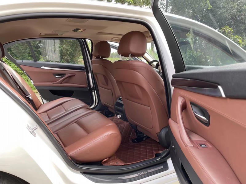 成都15年宝马5系3