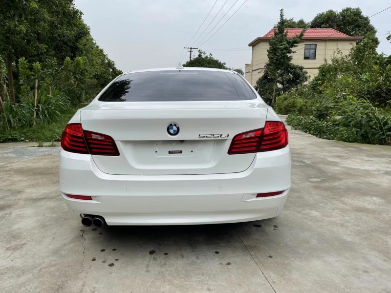 成都13年宝马5系6