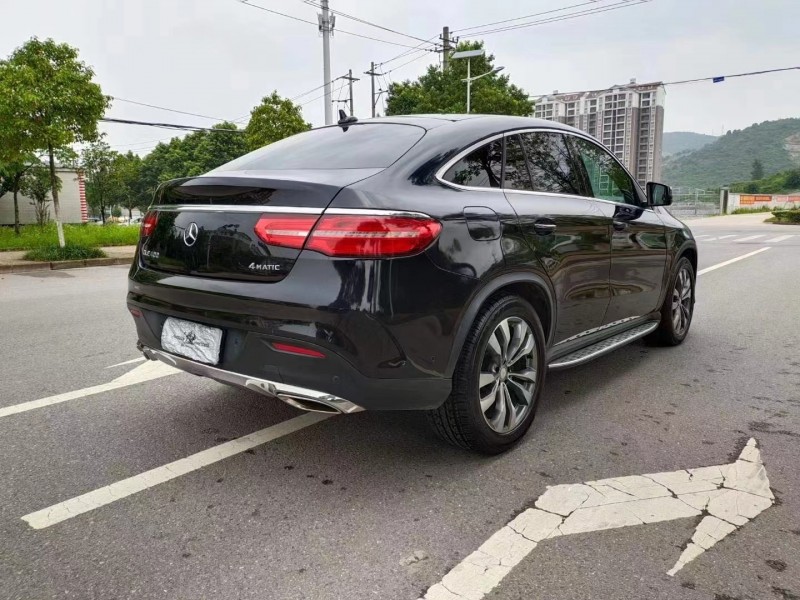 武汉16年奔驰GLE8