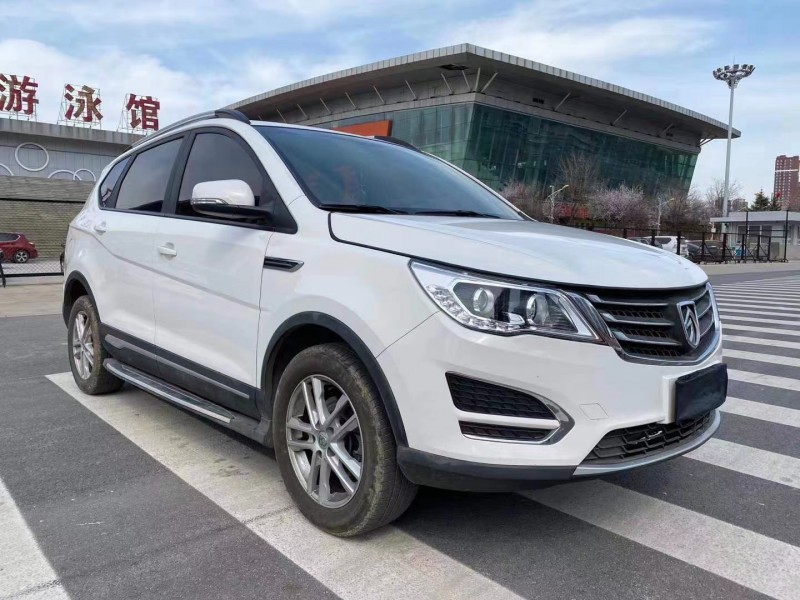 沈陽17年寶駿5602