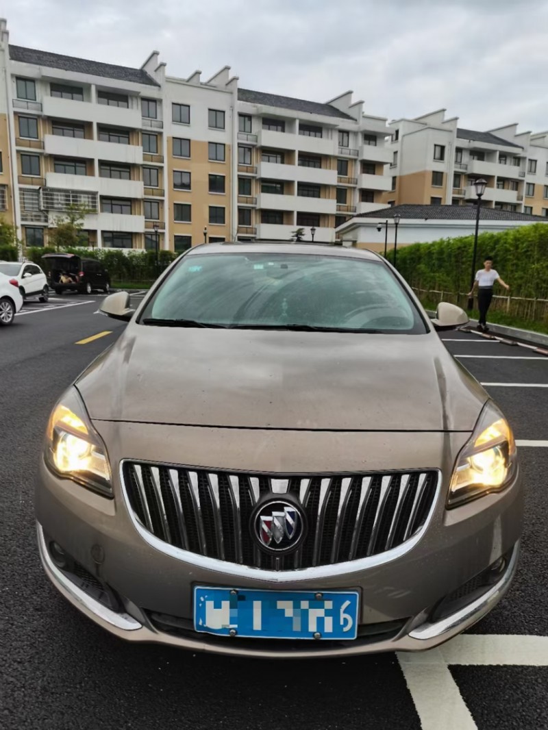 温州17年别克君威1