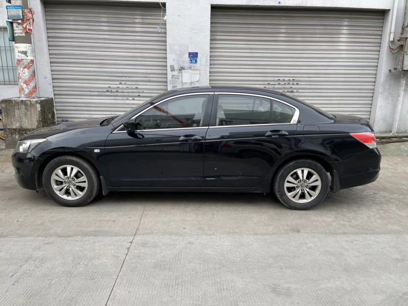 广州10年本田雅阁3