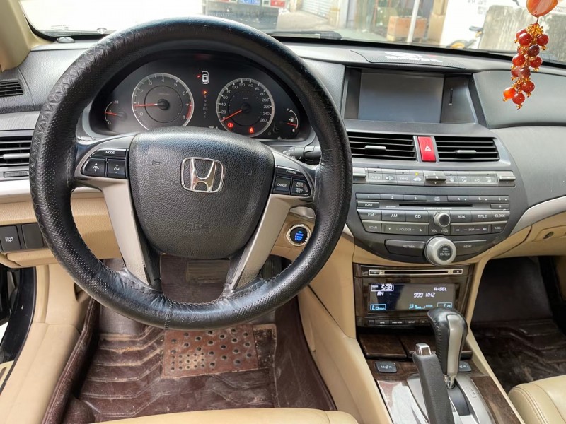 广州10年本田雅阁9