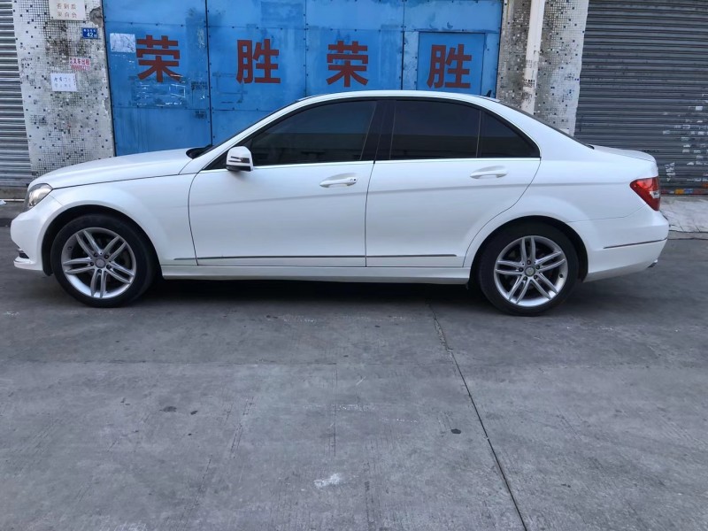 广州13年奔驰C3