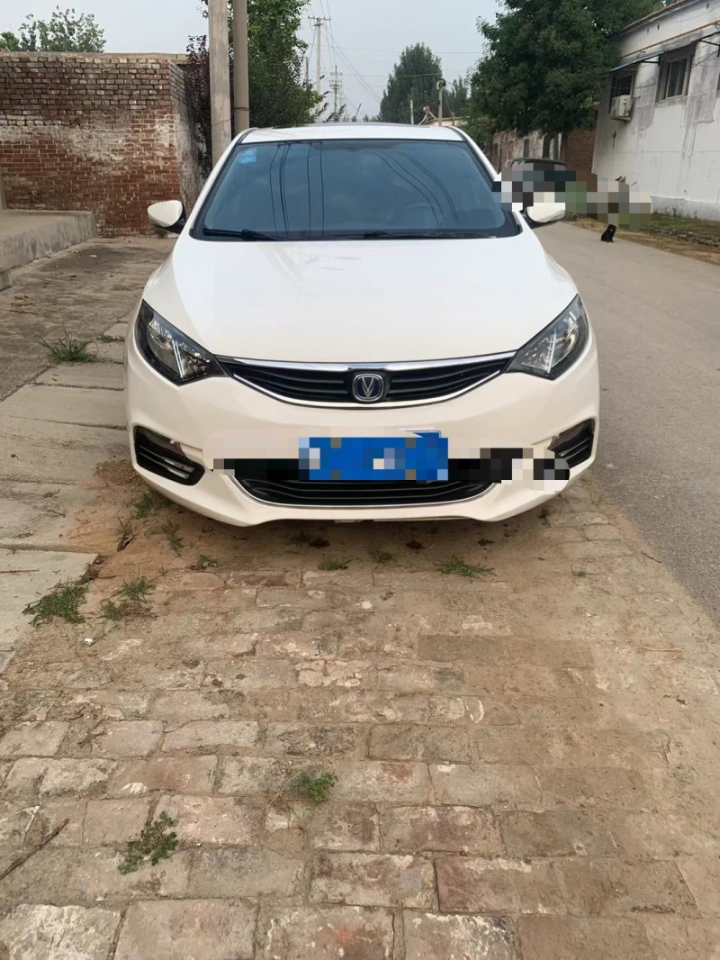 聊城16年長安汽車逸動1