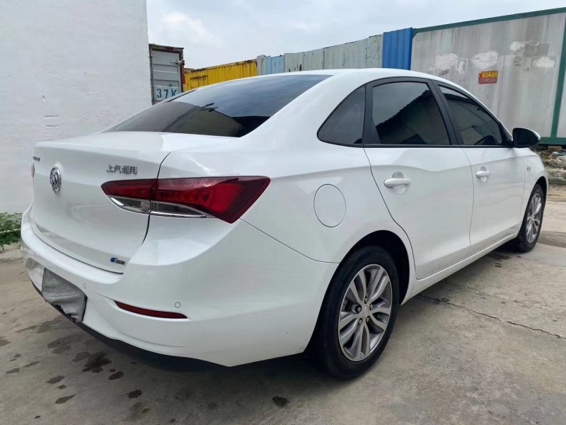 广州20年别克英朗3