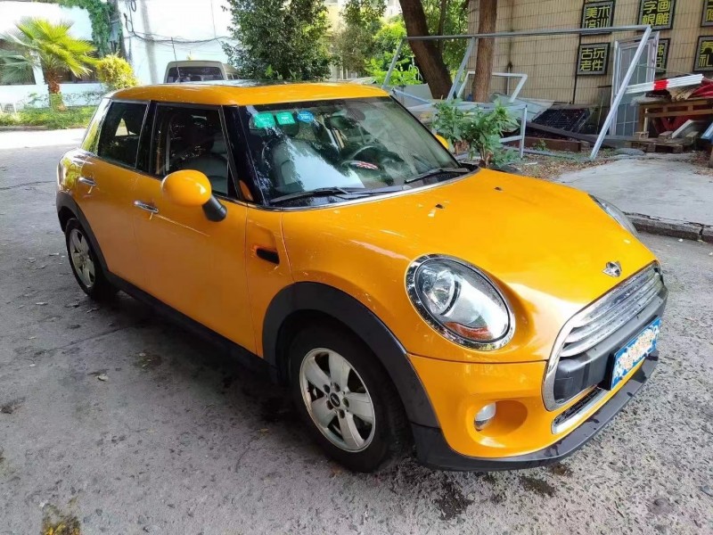 泉州16年寶馬MINI7