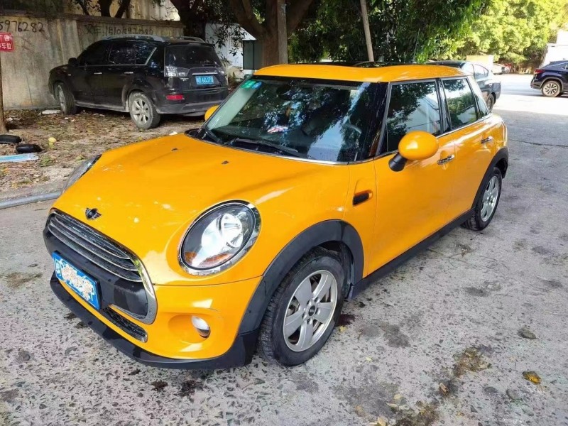 泉州16年寶馬MINI6